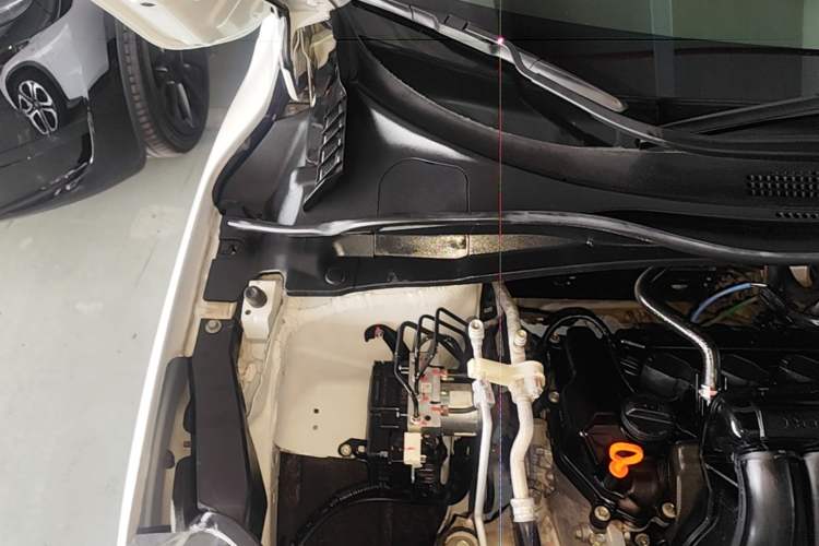 Used Honda XR-V 2020 1.5L CVT Comfort Version Engine Bay Right