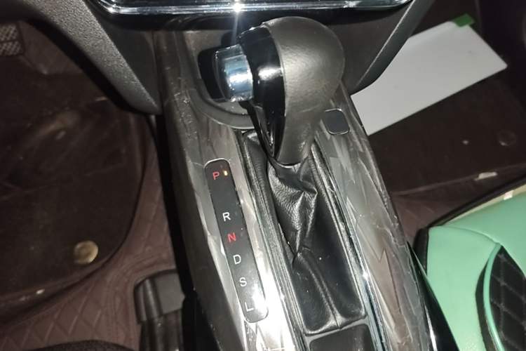 Used Honda XR-V 2020 220TURBO CVT Comfort Version Gear Lever