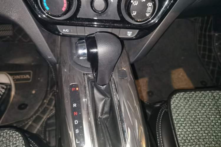 Used Honda XR-V 2020 1.5L CVT Classic Edition Gear Lever