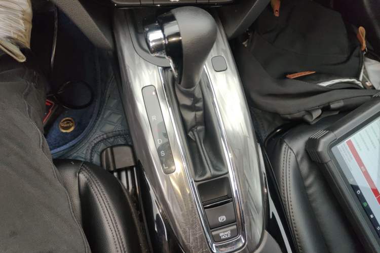 Used Honda XR-V 2020 1.5L CVT Classic Edition Gear Lever