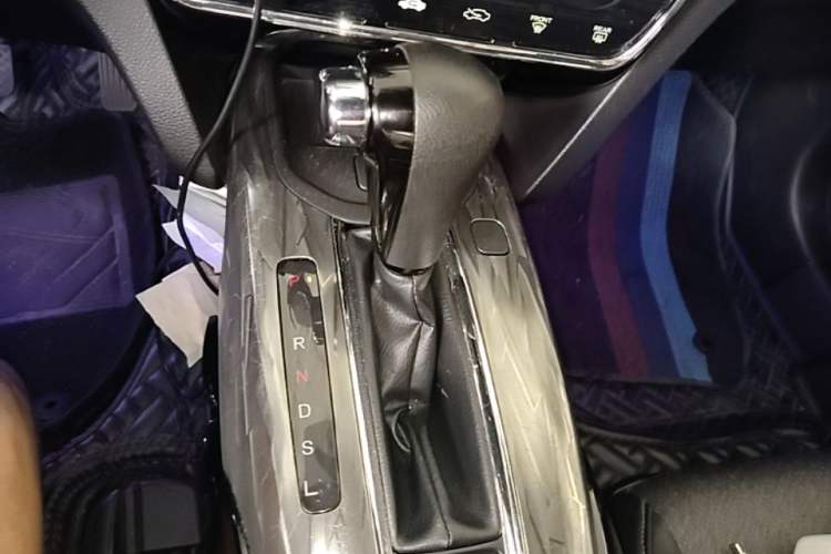 Used Honda XR-V 2020 220TURBO CVT Luxury Edition Gear Lever