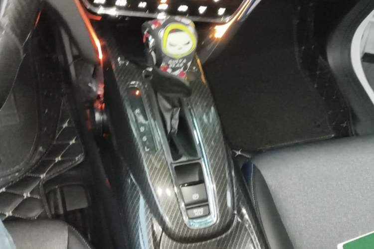 Used Honda XR-V 2020 220TURBO CVT Luxury Edition Gear Lever