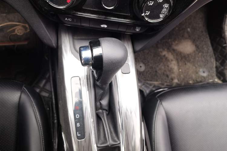 Used Honda XR-V 2020 1.5L CVT Comfort Version Gear Lever