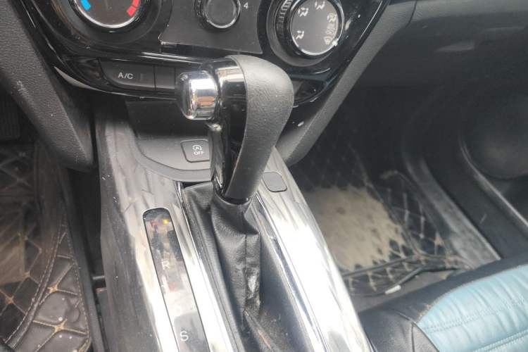 Used Honda XR-V 2020 1.5L CVT Comfort Version Gear Lever