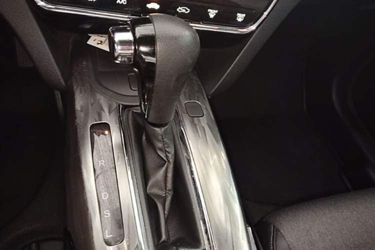 Used Honda XR-V 2020 220TURBO CVT Luxury Edition Gear Lever