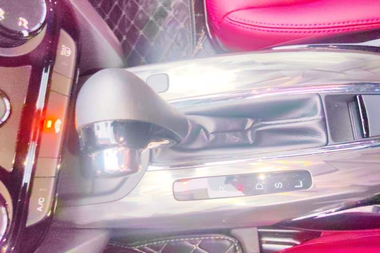 Used Honda XR-V 2020 1.5L CVT Comfort Version Gear Lever