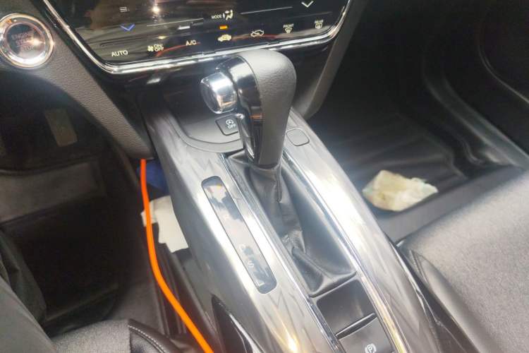 Used Honda XR-V 2020 220TURBO CVT Luxury Edition Gear Lever