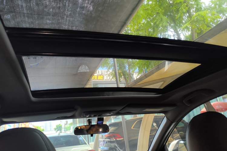 Used Honda XR-V 2020 1.5L CVT Comfort Version Headliner