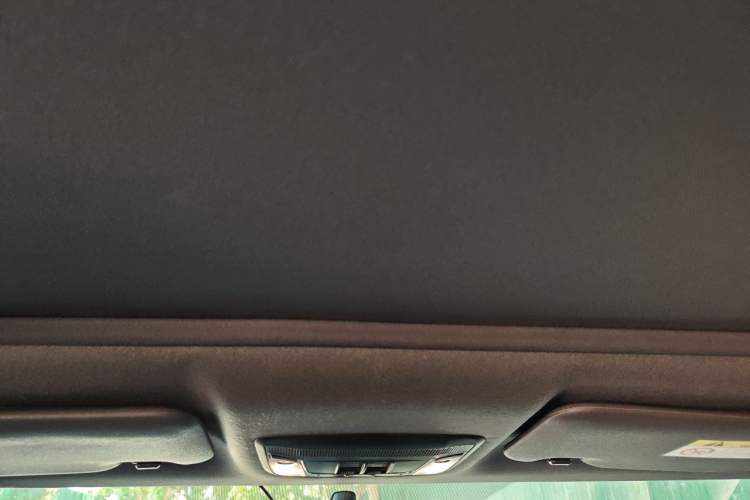 Used Honda XR-V 2020 1.5L CVT Comfort Version Headliner