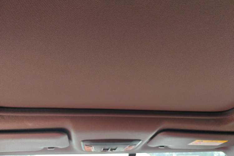 Used Honda XR-V 2020 1.5L CVT Comfort Version Headliner