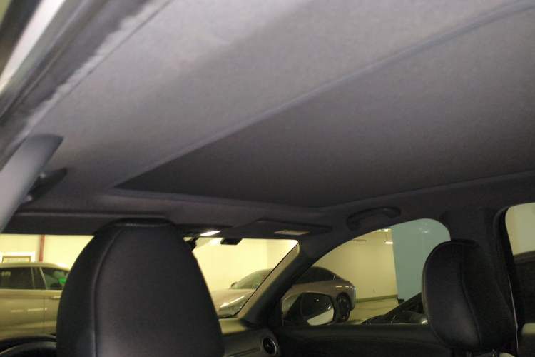 Used Honda XR-V 2020 220TURBO CVT Luxury Edition Headliner
