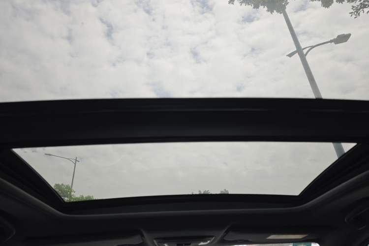 Used Honda XR-V 2020 220TURBO CVT Luxury Edition Headliner