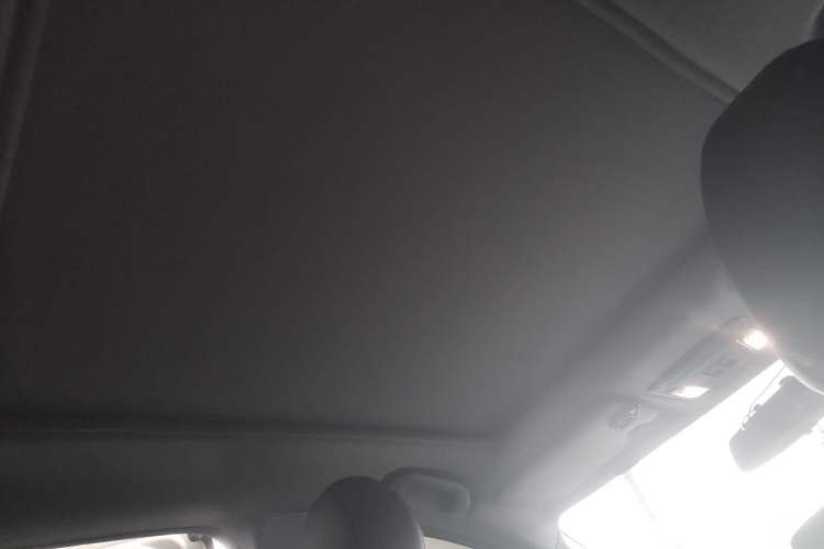 Used Honda XR-V 2020 1.5L CVT Comfort Version Headliner