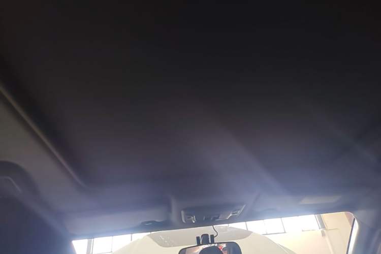 Used Honda XR-V 2020 1.5L CVT Comfort Version Headliner