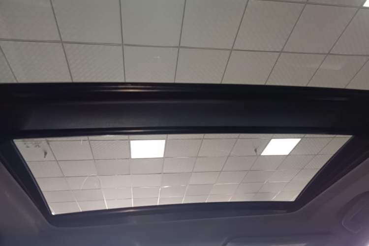 Used Honda XR-V 2020 1.5L CVT Comfort Version Headliner
