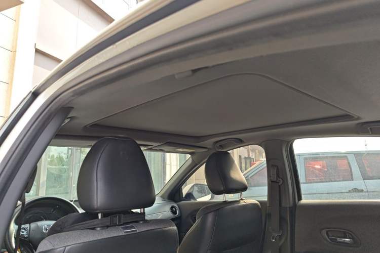 Used Honda XR-V 2020 1.5L CVT Comfort Version Headliner