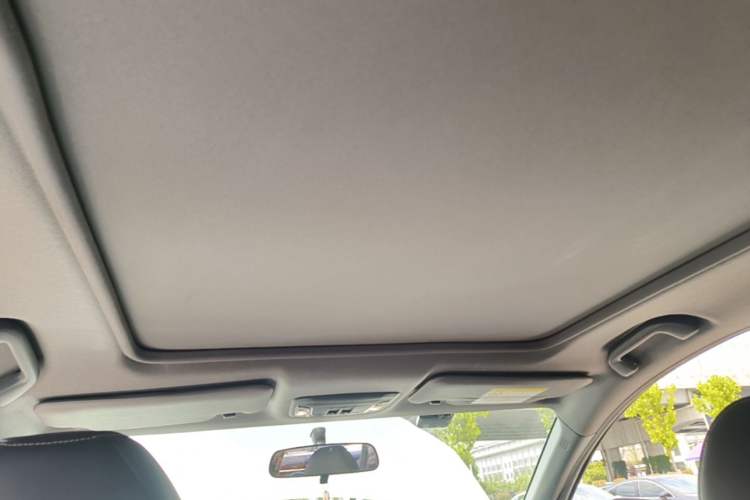 Used Honda XR-V 2020 220TURBO CVT Luxury Edition Headliner