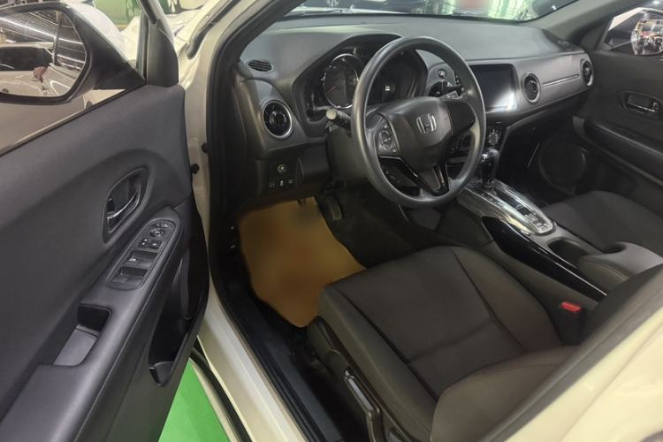 Used Honda XR-V 2020 1.5L CVT Classic Edition Interior 1