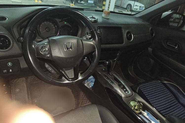Used Honda XR-V 2020 220TURBO CVT Luxury Edition Interior 2