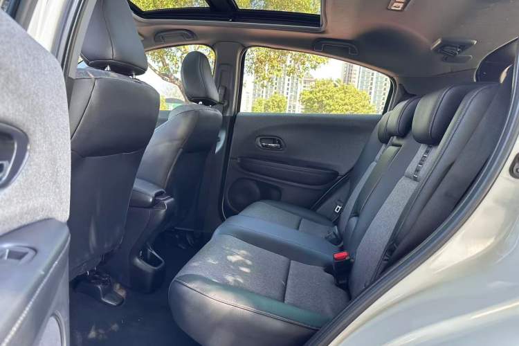 Used Honda XR-V 2020 1.5L CVT Comfort Version Interior 3