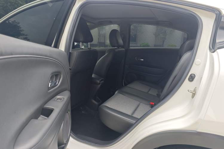 Used Honda XR-V 2020 220TURBO CVT Luxury Edition Interior 3