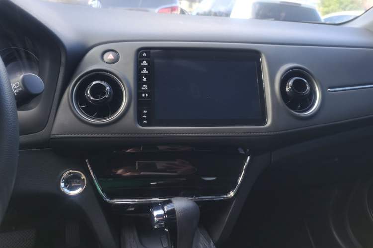 Used Honda XR-V 2020 220TURBO CVT Luxury Edition Interior 7