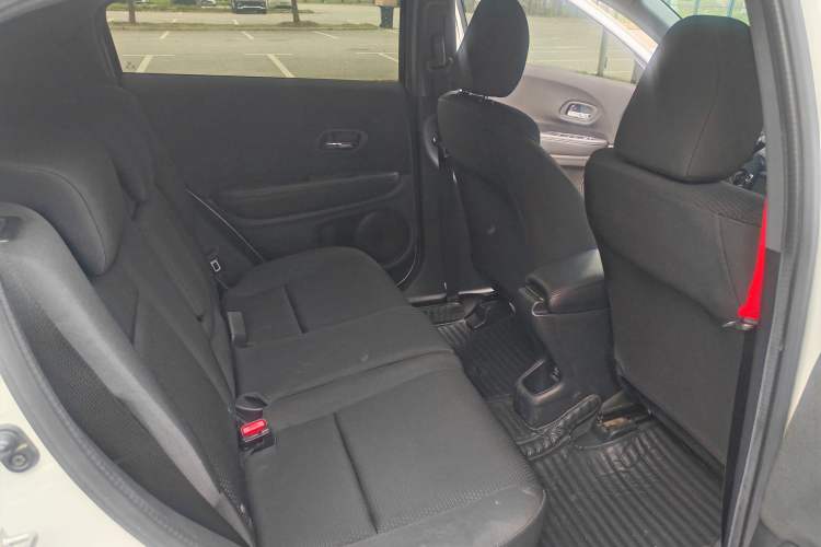 Used Honda XR-V 2020 1.5L CVT Classic Edition Interior 9