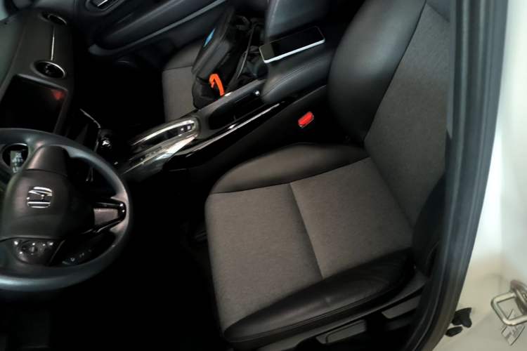 Used Honda XR-V 2020 220TURBO CVT Luxury Edition Left Front Seat