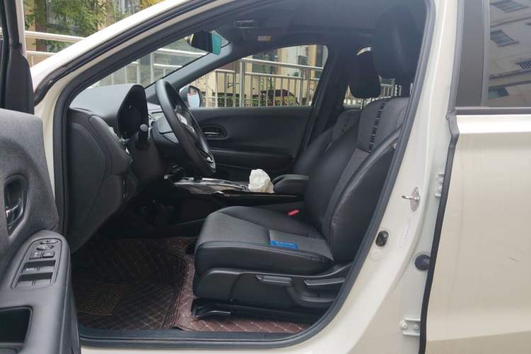 Used Honda XR-V 2020 1.5L CVT Comfort Version Left Front Seat