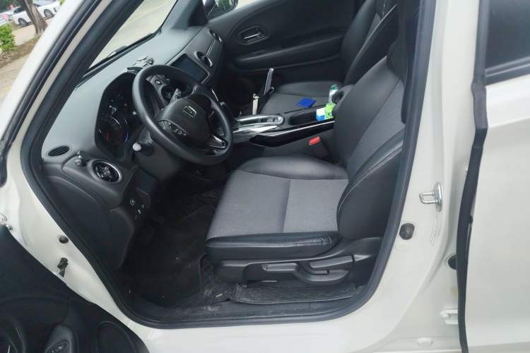 Used Honda XR-V 2020 220TURBO CVT Luxury Edition Left Front Seat