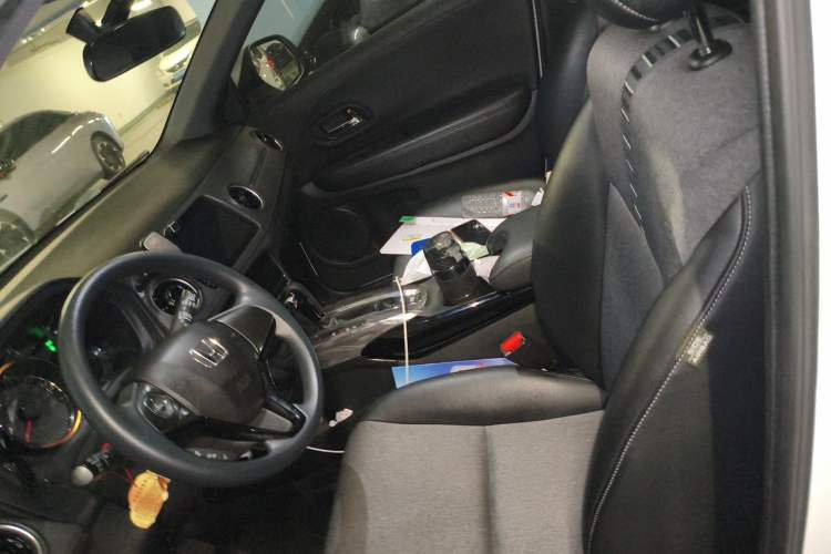 Used Honda XR-V 2020 220TURBO CVT Luxury Edition Left Front Seat