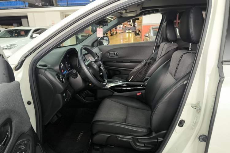 Used Honda XR-V 2020 1.5L CVT Comfort Version Left Front Seat