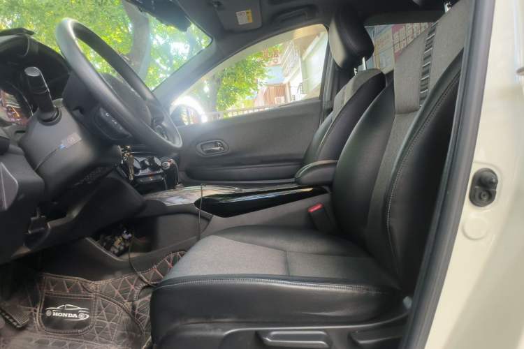 Used Honda XR-V 2020 1.5L CVT Comfort Version Left Front Seat