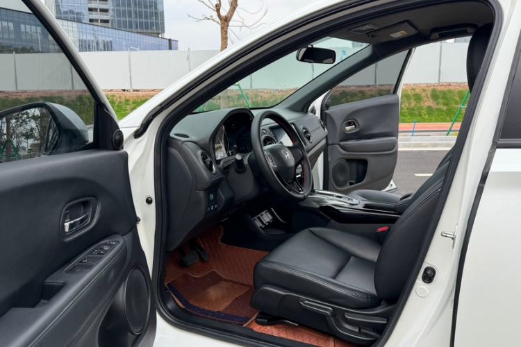 Used Honda XR-V 2020 220TURBO CVT Comfort Version Left Front Seat
