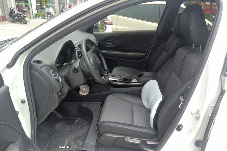 Used Honda XR-V 2020 220TURBO CVT Luxury Edition Left Front Seat