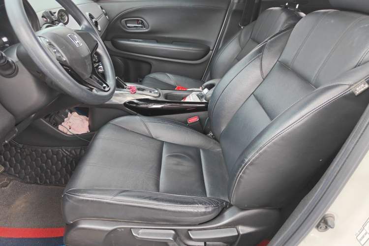 Used Honda XR-V 2020 1.5L CVT Luxury Edition Left Front Seat