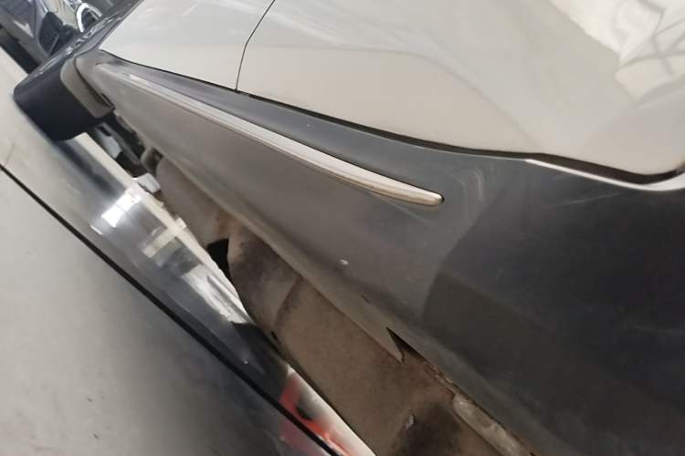 Used Honda XR-V 2020 220TURBO CVT Luxury Edition Left Side Sill