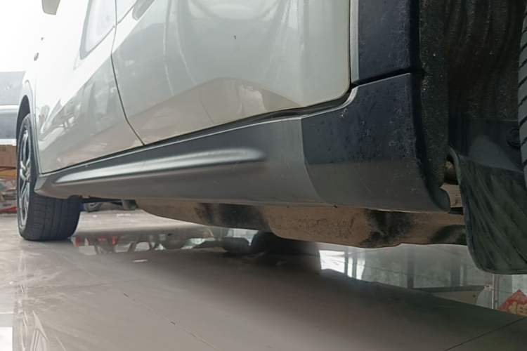 Used Honda XR-V 2020 1.5L CVT Comfort Version Left Side Sill