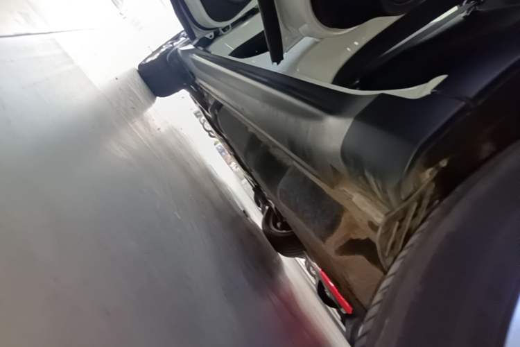 Used Honda XR-V 2020 1.5L CVT Comfort Version Left Side Sill