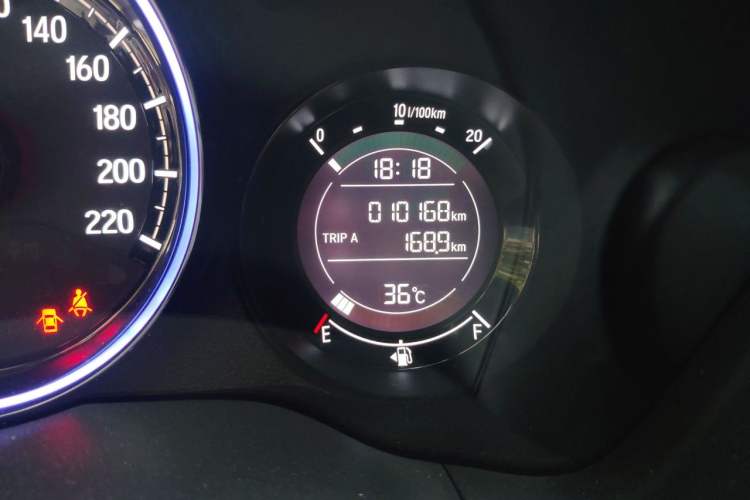 Used Honda XR-V 2020 1.5L CVT Comfort Version Odometer Close Up
