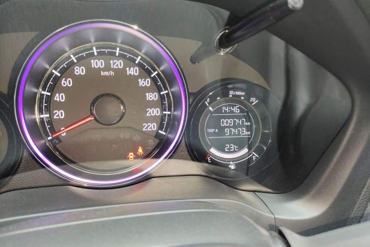 Used Honda XR-V 2020 1.5L CVT Comfort Version Odometer Close Up