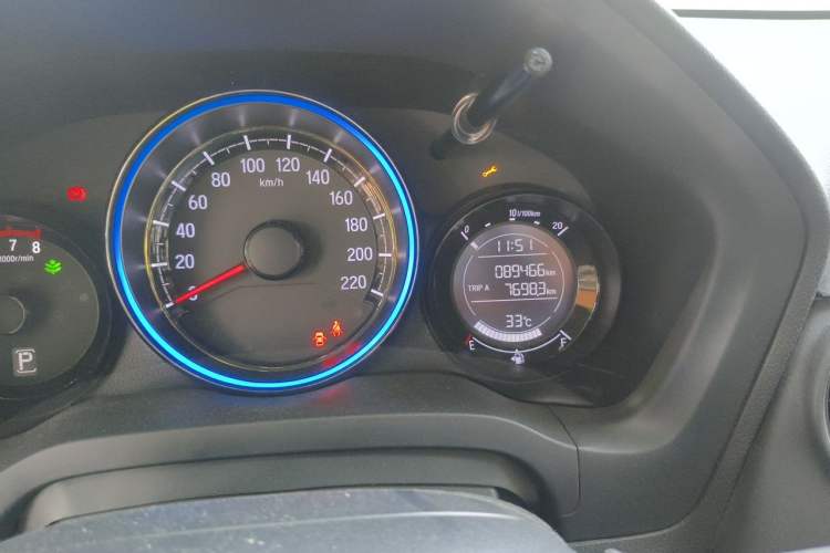 Used Honda XR-V 2020 220TURBO CVT Luxury Edition Odometer Close Up