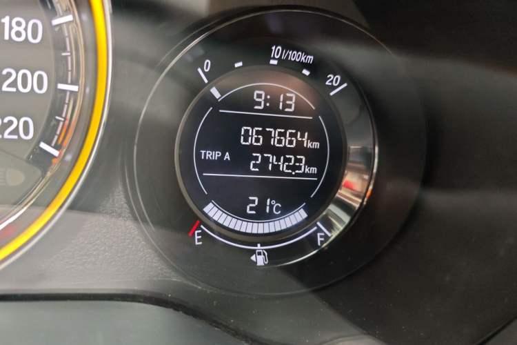 Used Honda XR-V 2020 1.5L CVT Comfort Version Odometer Close Up