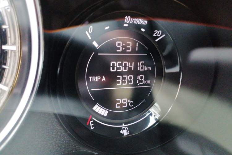 Used Honda XR-V 2020 1.5L CVT Comfort Version Odometer Close Up
