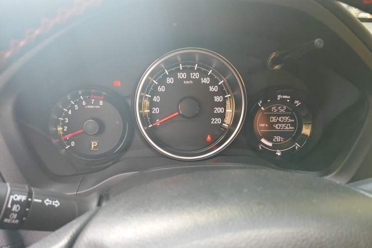 Used Honda XR-V 2020 1.5L CVT Comfort Version Odometer Close Up