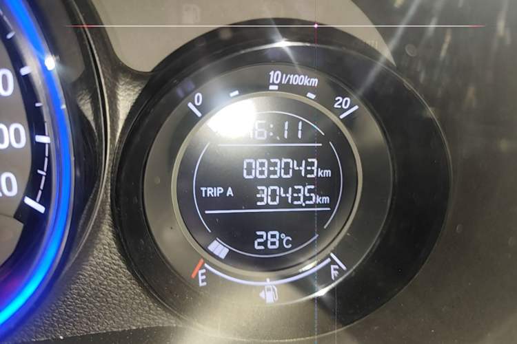 Used Honda XR-V 2020 1.5L CVT Comfort Version Odometer Close Up