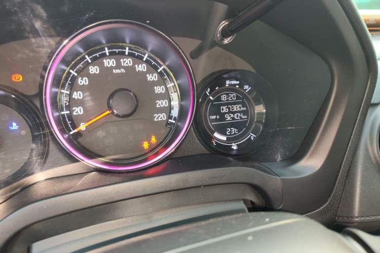 Used Honda XR-V 2020 1.5L CVT Classic Edition Odometer Close Up