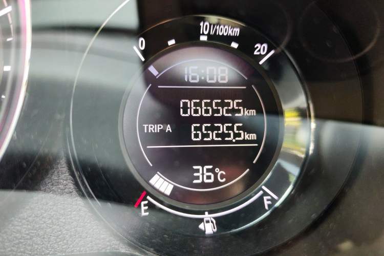 Used Honda XR-V 2020 220TURBO CVT Luxury Edition Odometer Close Up