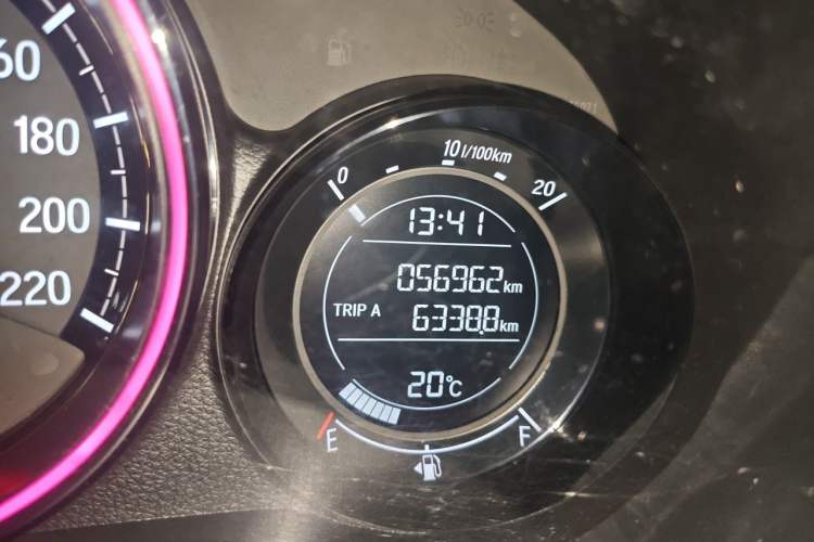 Used Honda XR-V 2020 1.5L CVT Luxury Edition Odometer Close Up