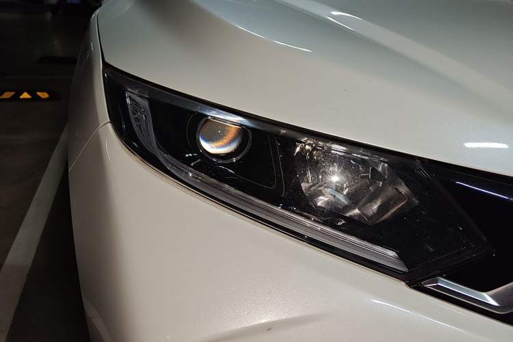 Used Honda XR-V 2020 1.5L CVT Luxury Edition Right Front Headlight